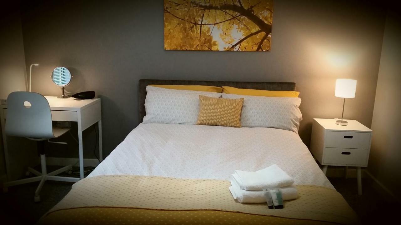 New Contemporary Flat Minutes From Airport & Nec Apartman Marston Green Kültér fotó